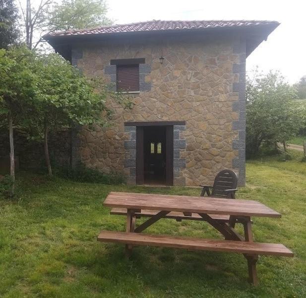 Casa Dona Lola Βίλα Onís Εξωτερικό φωτογραφία
